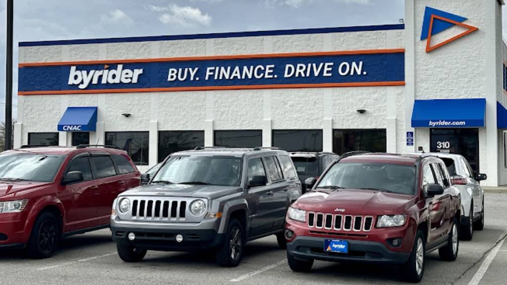Buy Here Pay Here Car Dealership in Fort Wayne, IN