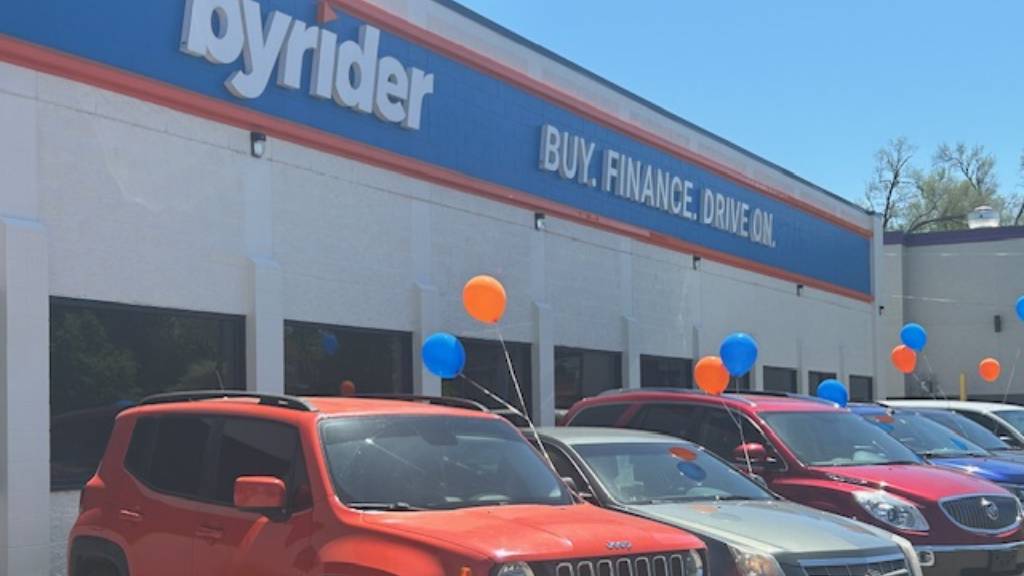 Buy Here Pay Here Car Dealership in Kalamazoo, MI