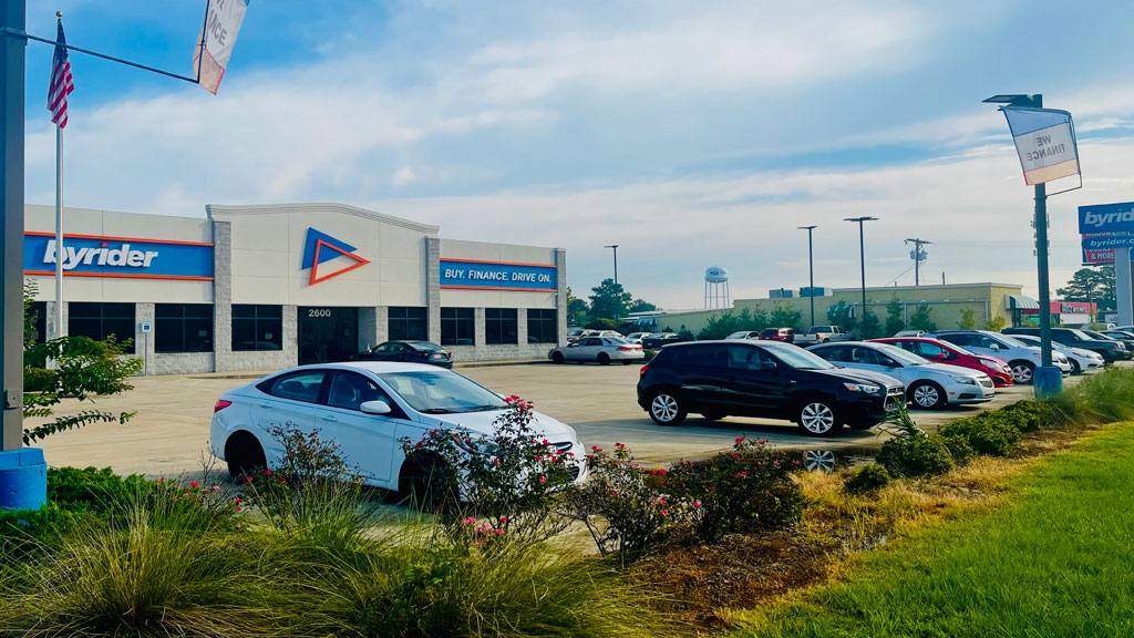 Buy Here Pay Here Car Dealership in Pearl, MS