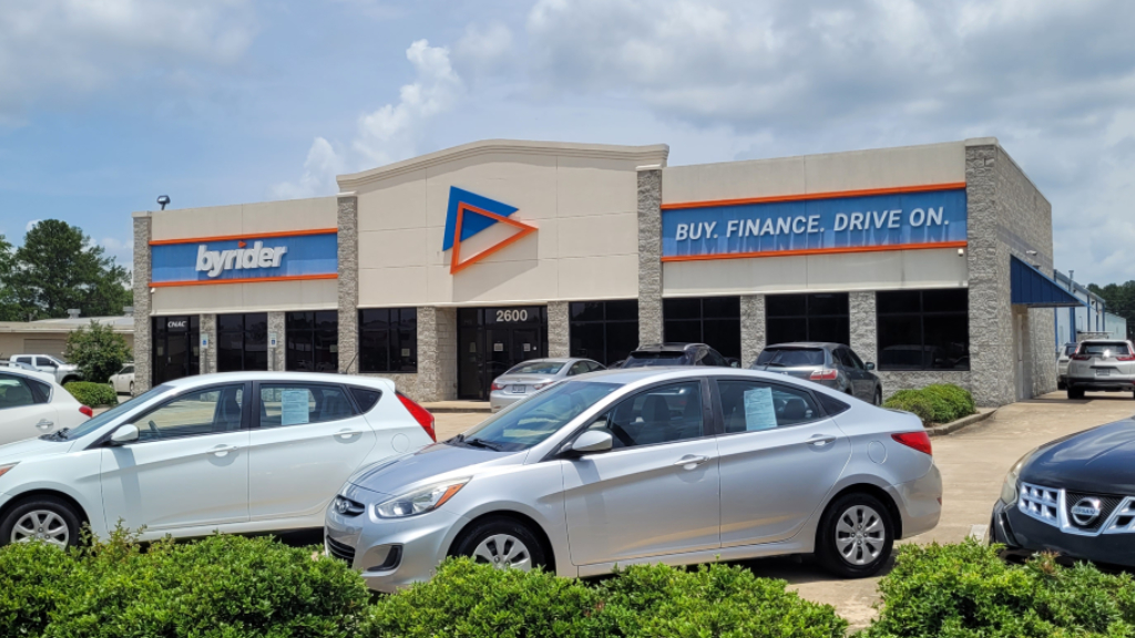 Buy Here Pay Here Car Dealership in Pearl, MS