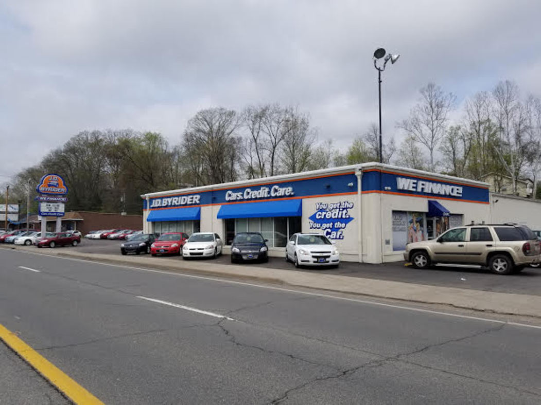 Buy Here Pay Here Car Dealership in Barboursville, WV