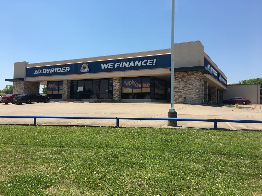 Buy Here Pay Here Car Dealership in DeSoto, TX