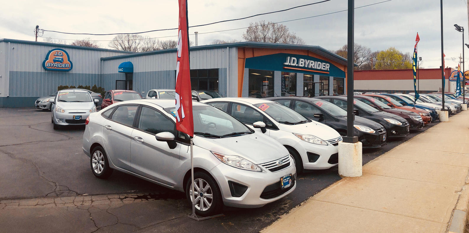 Buy Here Pay Here Car Dealership in South Attleboro, MA